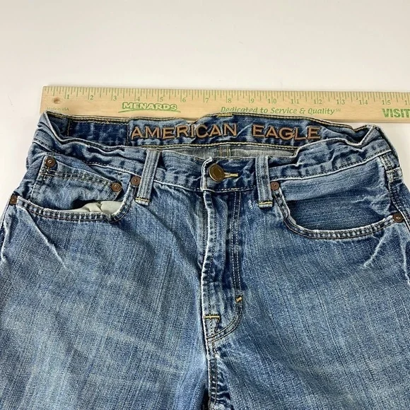 American Eagle SZ 28/30 distressed jeans - Picture 5 of 9